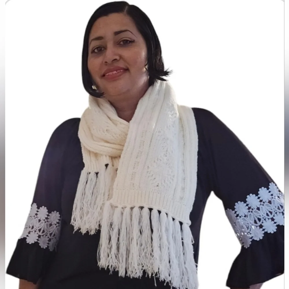 Handmade Chunky Knit Scarf Cream Fringe Winter Cable Knitted Upcycled Yarn 60